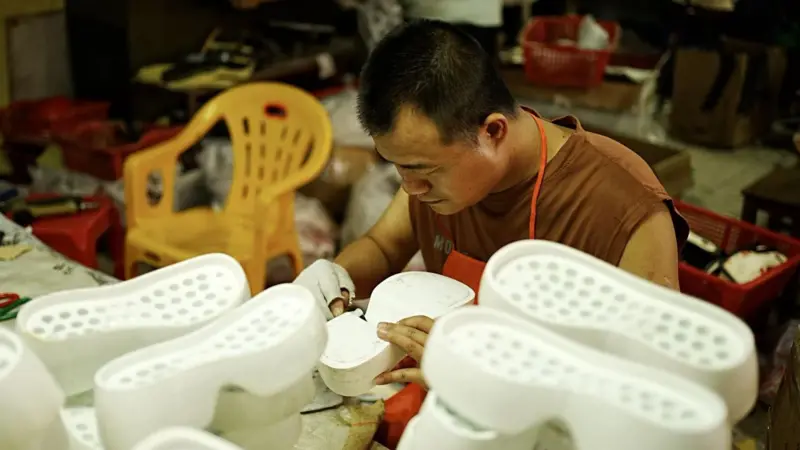 «Esto es muy duro para nosotros»: cómo China siente ya el impacto de los aranceles impuestos por Trump