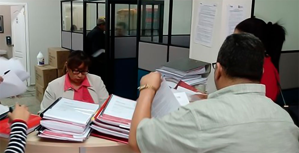 Política Limpia espera los cierres contables