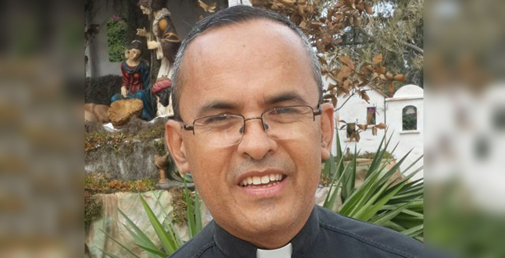 Padre Antonio Salinas: “El papa Francisco deja un recuerdo imborrable”