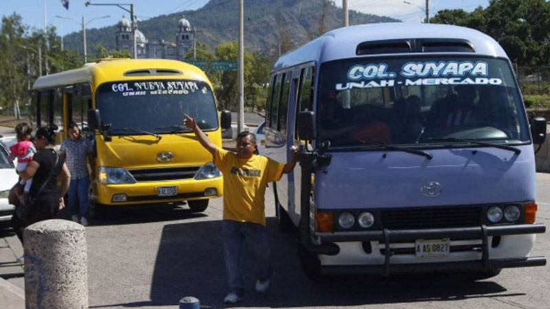 Analizan costo del pasaje con sistema prepago al transporte