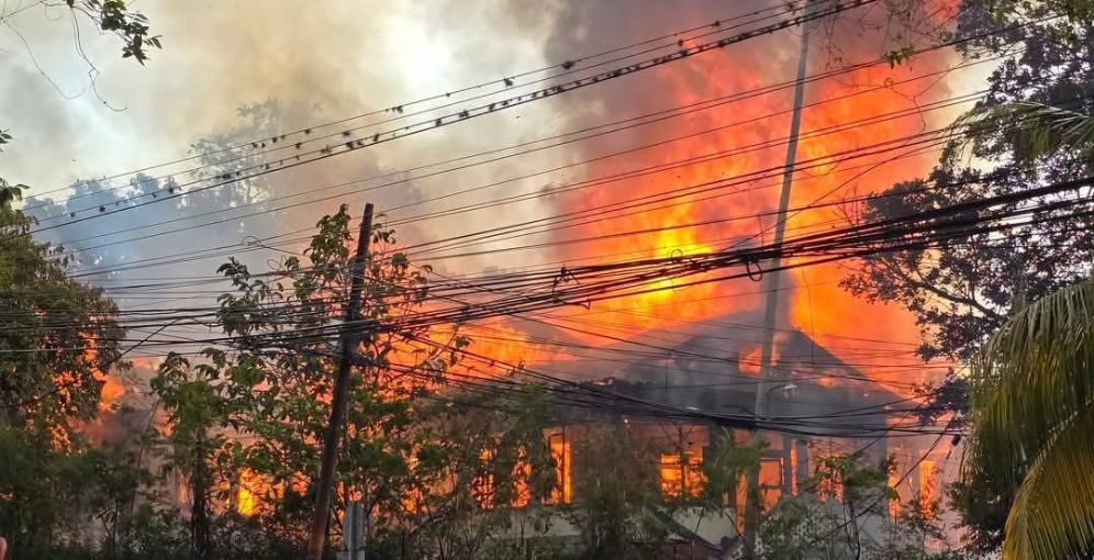 Se Reporta incendio en iglesia evangélica de San Pedro Sula