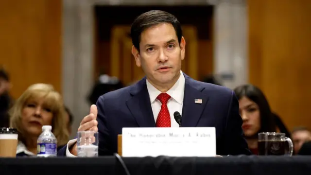 Marco Rubio señala a su homólogo ruso la necesidad de acabar «ya» la guerra en Ucrania