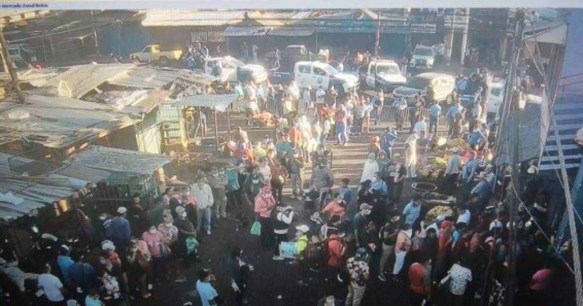 Locatarios del Mercado Zonal Belén denuncian y protestan por futuros desalojos