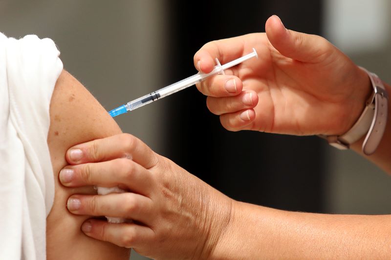 Casi 7 mil dosis de la vacuna contra el dengue se han aplicado a menores, informa la Sesal
