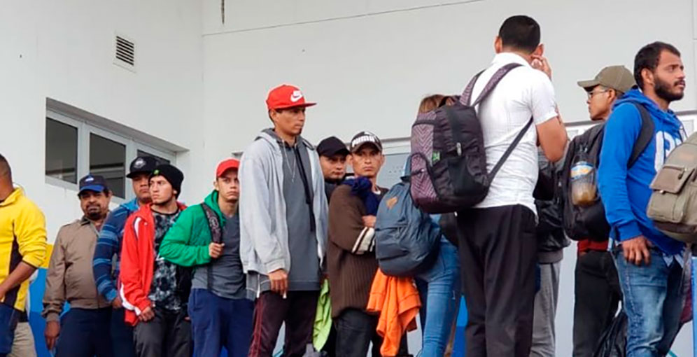 México mejora respuesta a solicitudes de asilo, pero enfrenta crisis paralela de desplazamiento interno