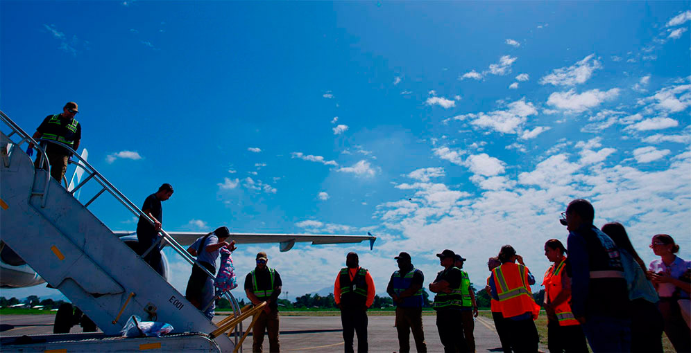 Gobierno y sector privado en México abren más de 70 mil empleos para mexicanos repatriados