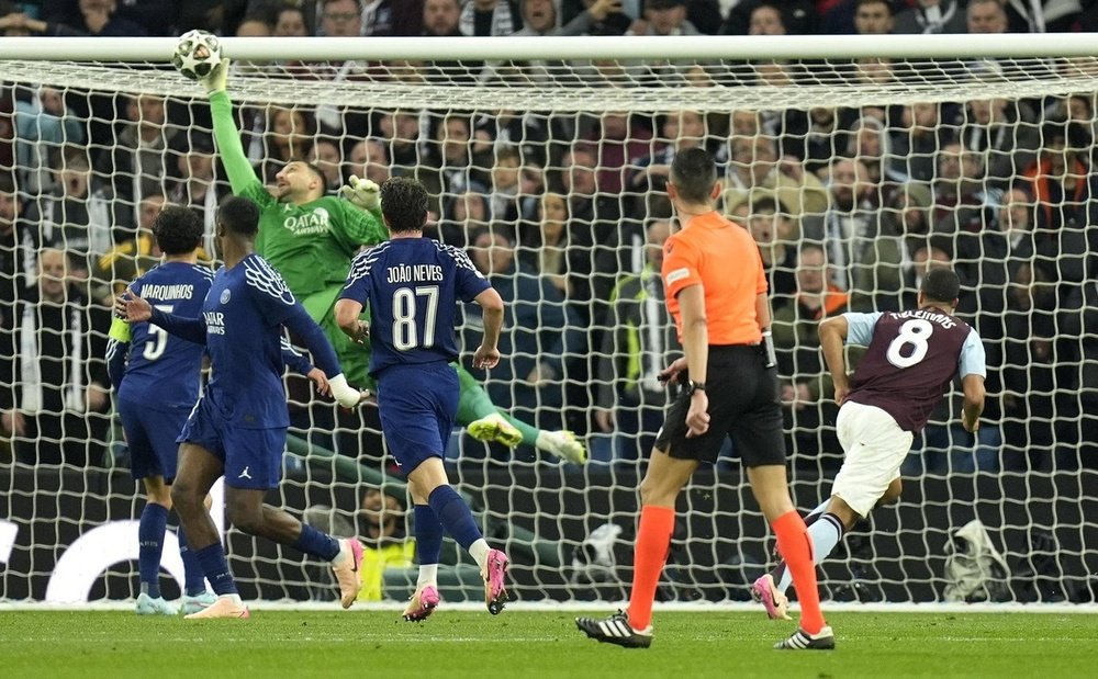 El PSG y Donnarumma llegan de la mano a los 50