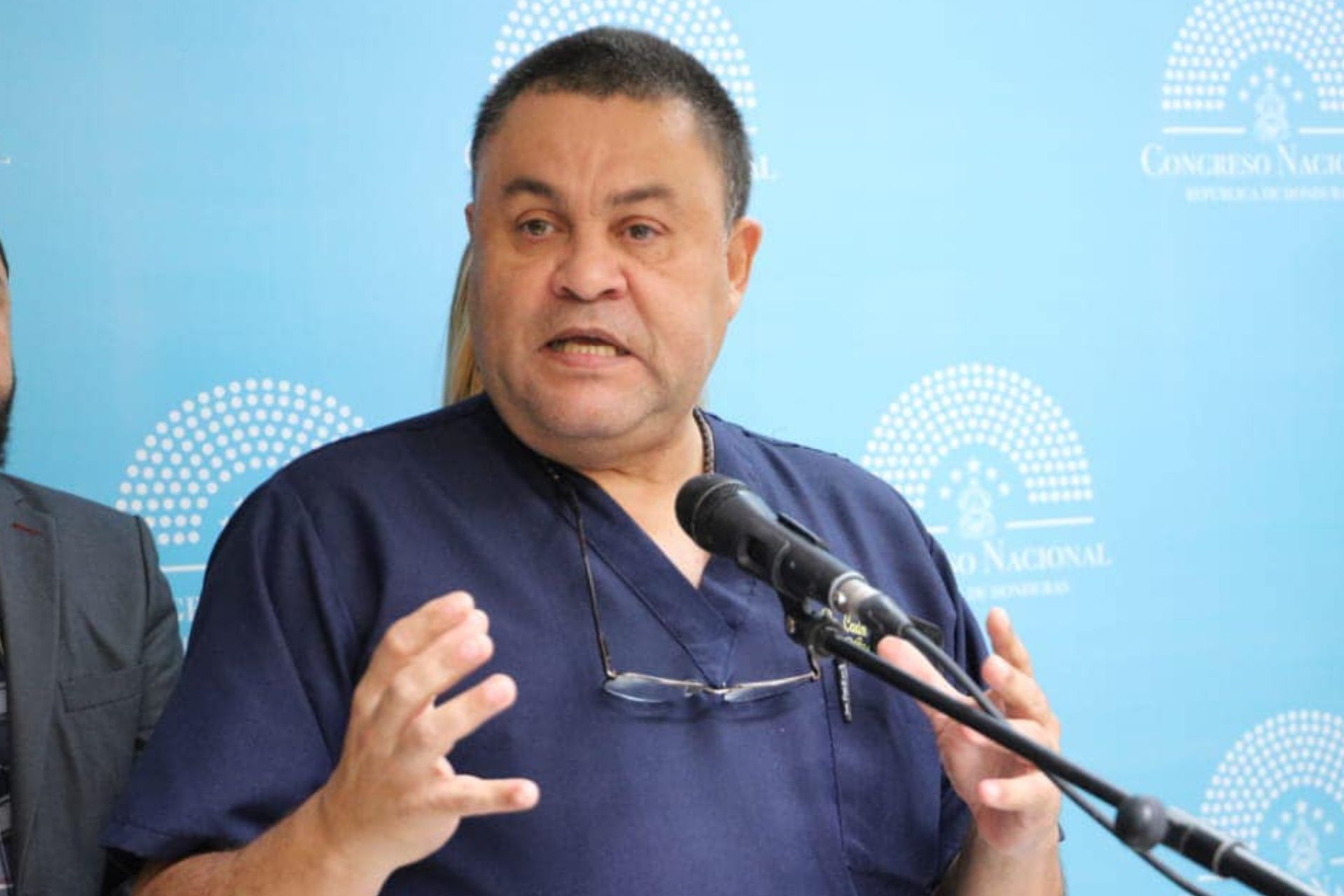 Carlos Umaña advierte sobre repunte de dengue en Honduras y urge campañas de fumigación