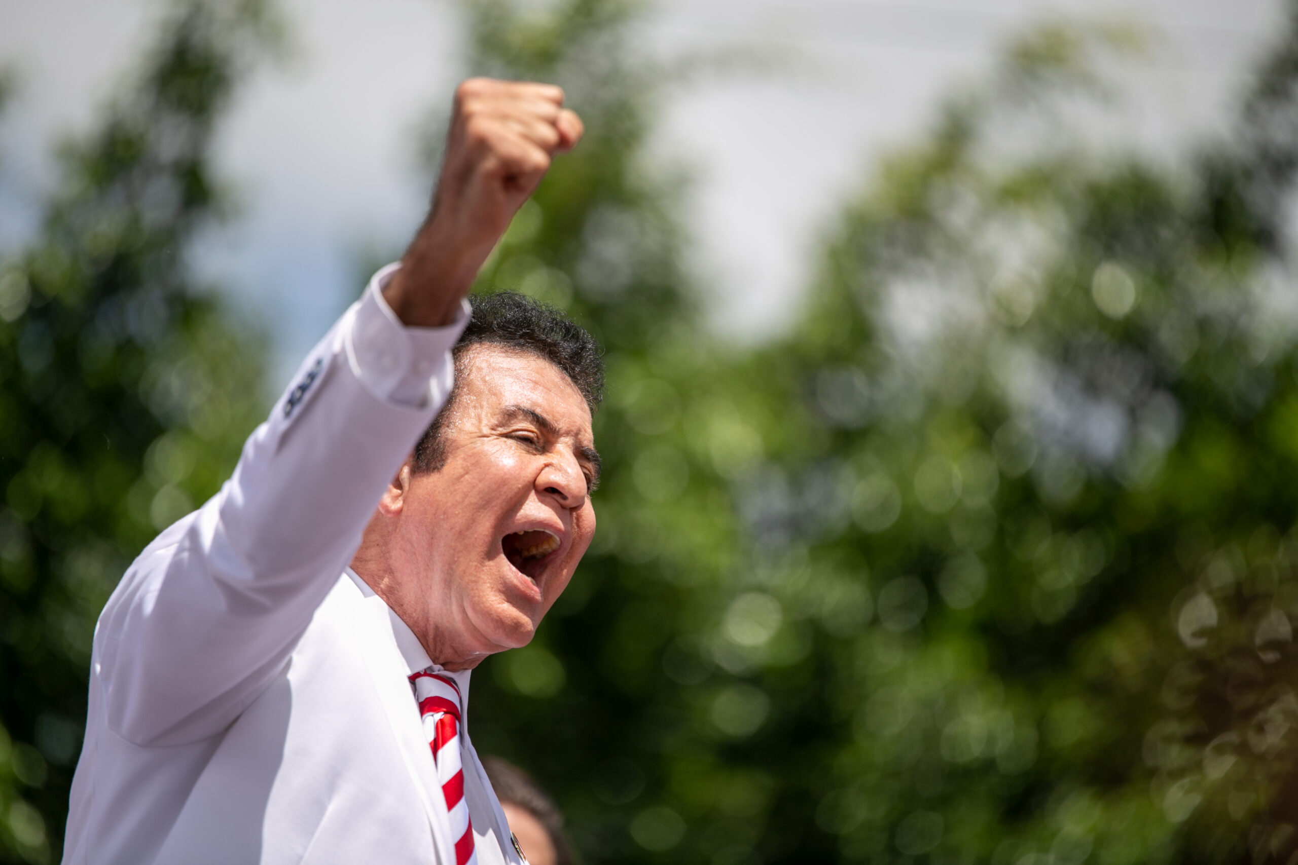 Salvador Nasralla oficializa Coordinadores Departamentales del Partido Liberal rumbo a las elecciones 2025