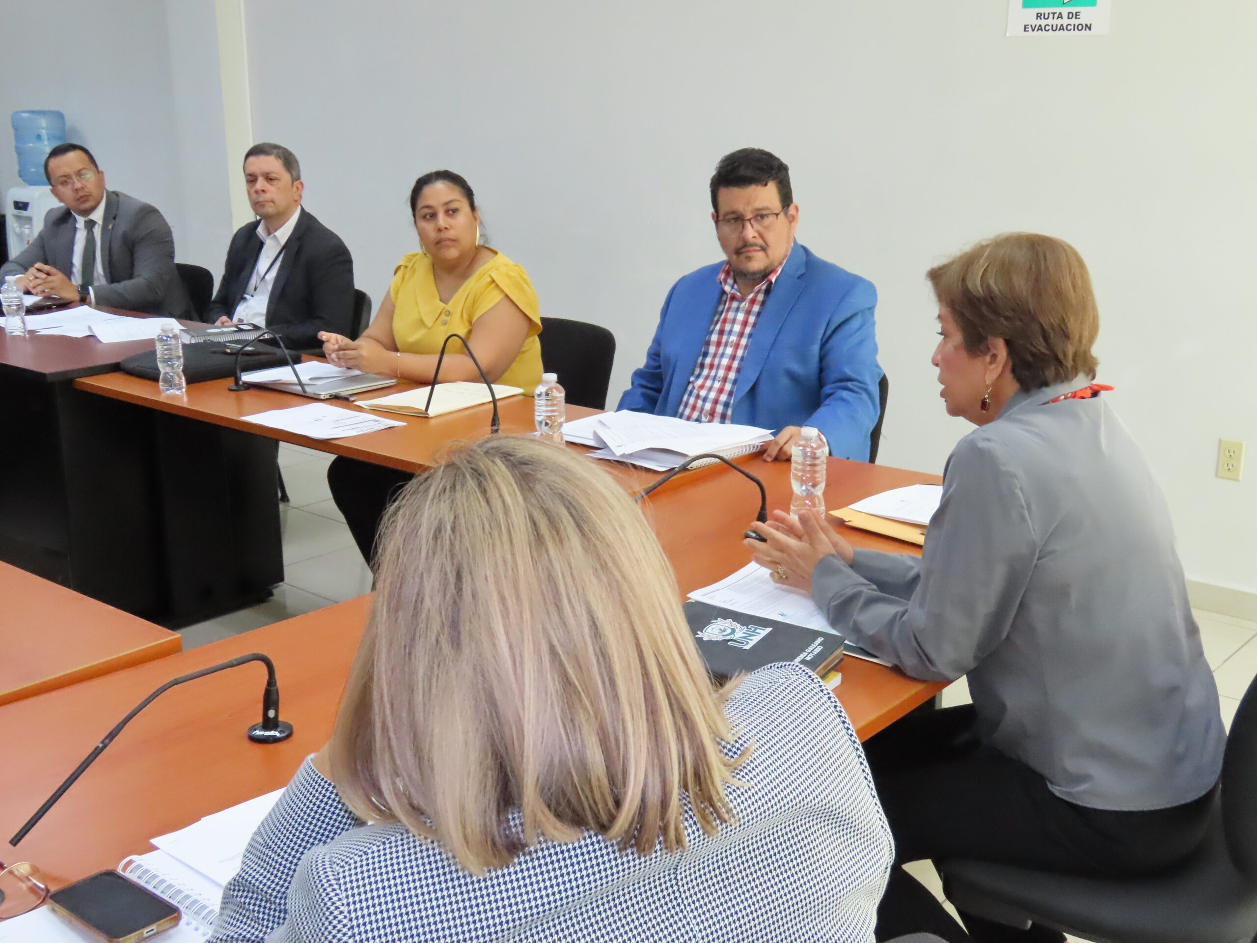 Poder Judicial presenta primer borrador de ley sobre sustracción internacional de menores en Honduras