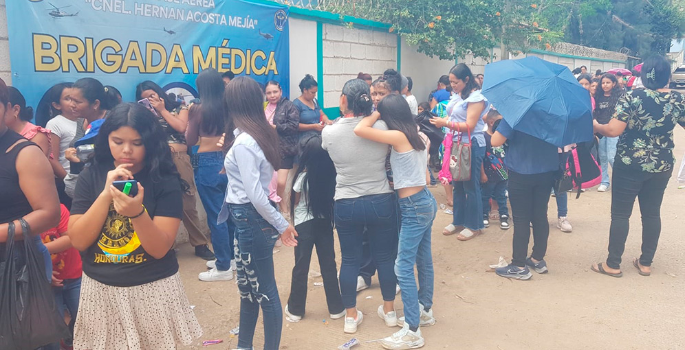 Fuerza Aérea Hondureña realiza brigada médica en Yaguacire en beneficio de familias de escasos recursos