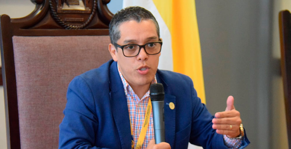Rector de la UNAH: solo el 20 % de los graduados logra insertarse en el mercado laboral hondureño