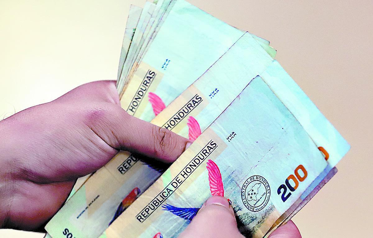Depreciación del lempira se mantiene dentro de meta inflacionaria del BCH, según Hugo Noé Pino